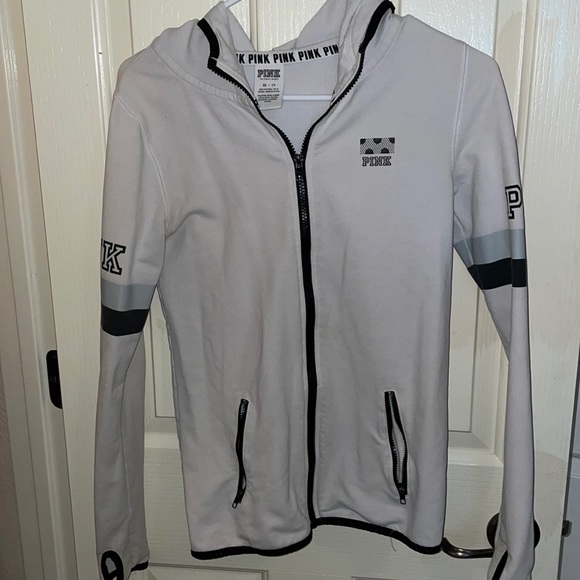 Pink jacket - Picture 1 of 3